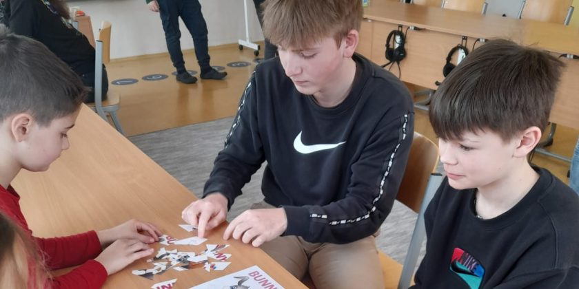 Když jsou ze starších spolužáků učitelé…